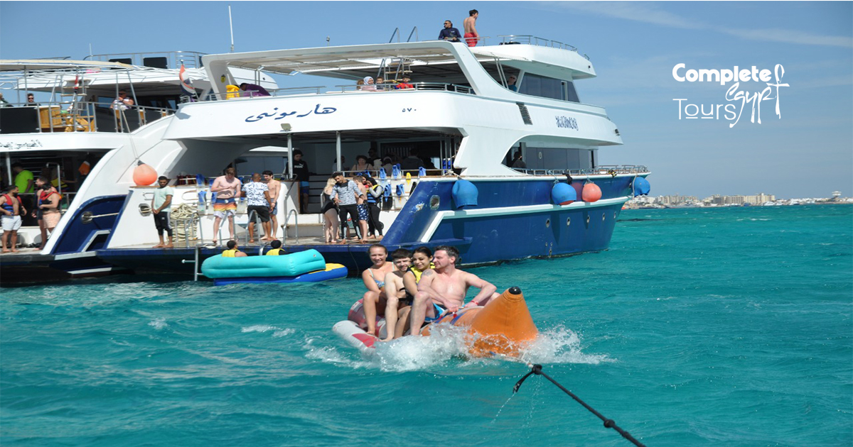 bananenboot-en-Funtube-Hurghada